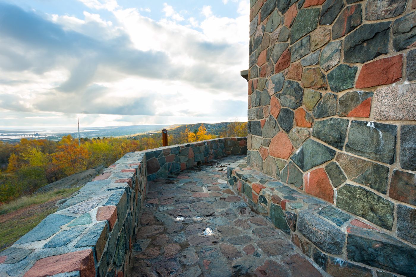 Enger Tower Walkway - Fun Places to Visit in Duluth MN